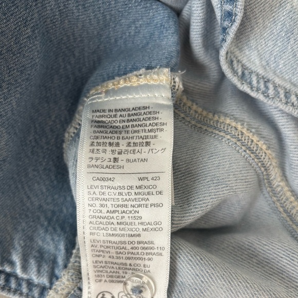 Levi's Light Blue Women's Denim crop top sz S - Picture 12 of 13